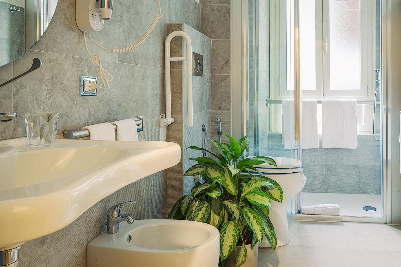 Waterfront Suites كالياري المظهر الخارجي الصورة